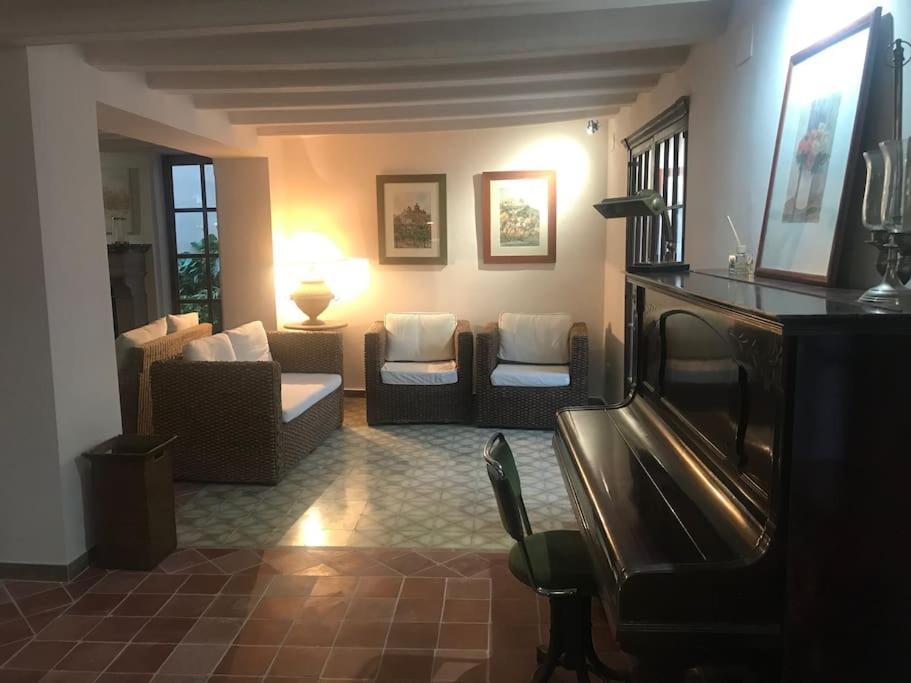 Ca Margalef - Casa Rural Con Encanto Ginestar Dış mekan fotoğraf